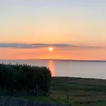 Ocean View Guestrooms Дулин