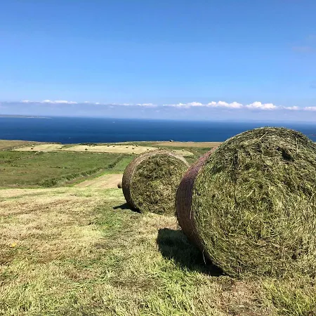 Ocean View Guestrooms 3* Doolin