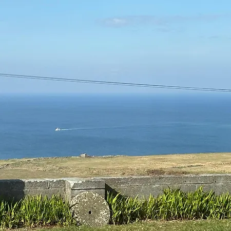 Ocean View Guestrooms 3* Doolin