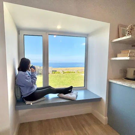 Bed & Breakfast Ocean View Guestrooms