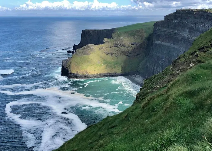 Ocean View Guestrooms 3*